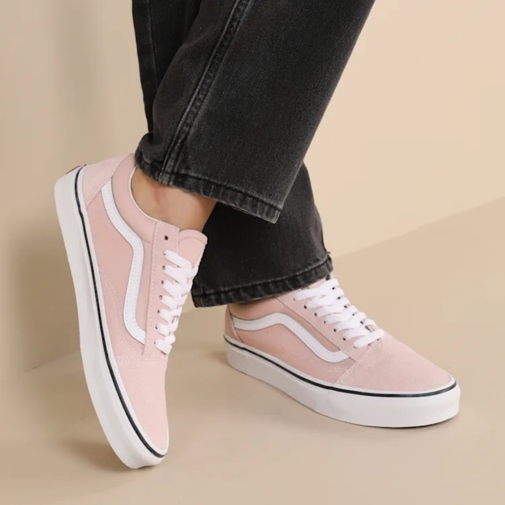 Vans Old Skool Zephyr Blush Pink Suede and Canvas Skate Shoe SZ 10 Women/ 8.5Men
